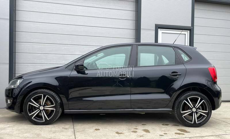 Volkswagen Polo 2012 photo 5
