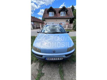 Fiat Punto 2, Po dogovoru, 2001. Hečbek, Benzin + Gas (TNG) | 1242 cm3, 225.635 km, 44kW (60 KS), Manuelni 5 brzina, 4/5 vrata, 5 sedišta, Subotica