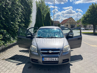 Chevrolet Aveo  (može zamena), 3.500 €, 2010. Limuzina, Benzin | 1208 cm3, 187.932 km, 62kW (84 KS), Manuelni 5 brzina, 4/5 vrata, 5 sedišta, Niš