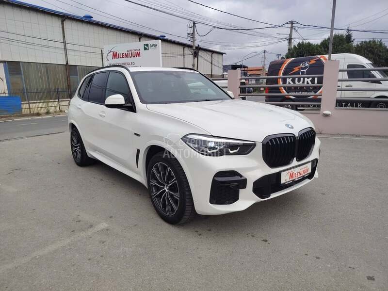 БМВ Х5 М xDrive 45e