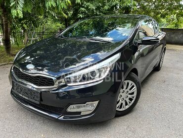 Kia pro_cee`d 1.6 gdi navy, 5.599 €, 2013. Hečbek, Benzin | 1599 cm3, 179.000 km, 100kW (136 KS), Manuelni 6 brzina, 2/3 vrata, 5 sedišta, Beograd