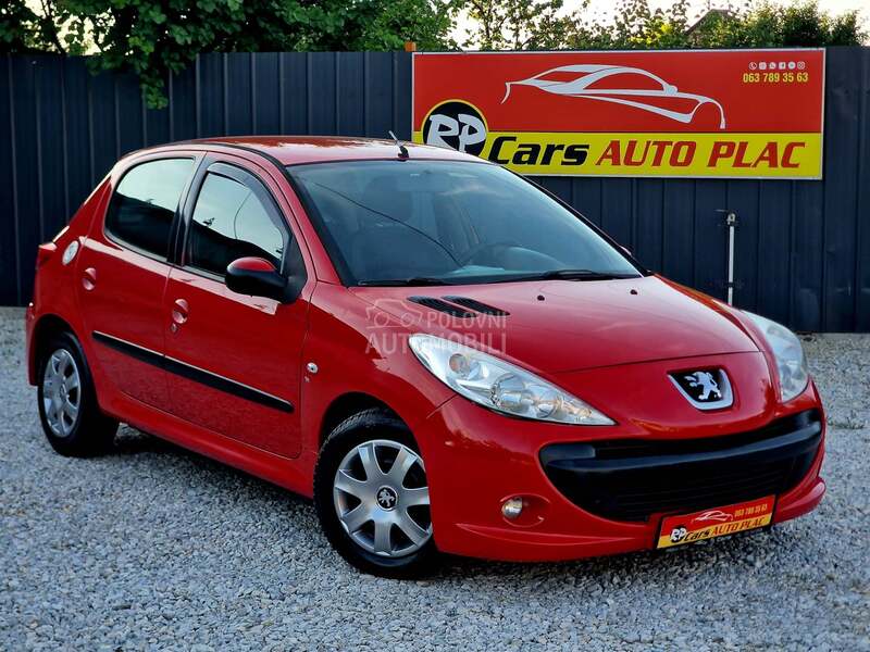 Peugeot 206 Plus 2010 photo 2