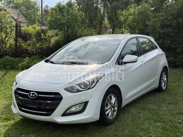 Hyundai i30 1.6 CRDI, 6.900 €, 2015. Hečbek, Dizel | 1582 cm3, 189.200 km, 100kW (136 KS), Manuelni 6 brzina, 4/5 vrata, 5 sedišta, Kragujevac