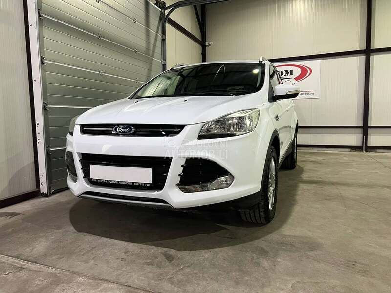 Ford Kuga 2015 photo 2