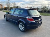 Opel Astra H 1.9 COSMO (može zamena)