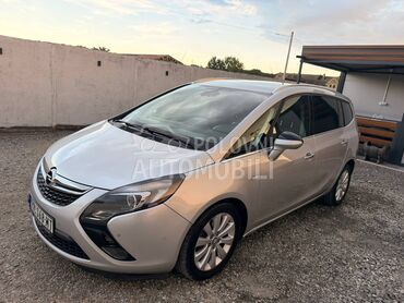 Opel Zafira 1.6t m.e.t.a.n, 4.600 €, 2012. Monovolumen (MiniVan), Benzin + Metan (CNG) | 1598 cm3, 302.000 km, 110kW (150 KS), Manuelni 6 brzina, 4/5 vrata, 7 sedišta, Alibunar