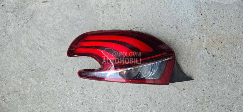 Stop svetla i stop lampe za Peugeot 208
