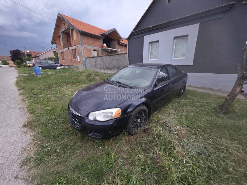 Chrysler Sebring 2004 - kompletan auto u delovima