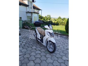 Malaguti centro 160 ie, 1.290 €, 2008. , 154 cm3, 30.000 km, 14kW (19 KS), Scooter, Jagodina