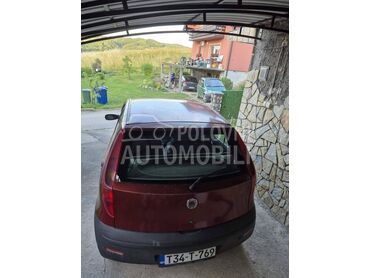 Fiat Punto , 2.399 €, 2009. Hečbek, Benzin | 1242 cm3, 170.000 km, 44kW (60 KS), Manuelni 5 brzina, 4/5 vrata, 5 sedišta, Bajina Bašta