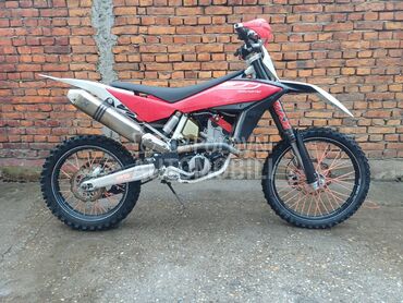Husqvarna TC450, 2.250 €, 2012. , 449 cm3, 11.223 km, 41kW (56 KS), Enduro / Cross, Čurug