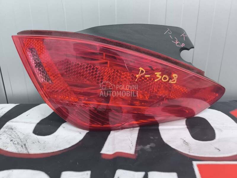 Desno stop svetlo za Peugeot 308 od 2007. do 2013. god.