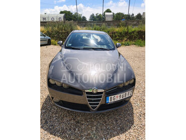 Alfa Romeo 159 1.9 JTD, 2.200 €, 2005. Limuzina, Dizel | 1910 cm3, 277.000 km, 110kW (150 KS), Manuelni 6 brzina, 4/5 vrata, 5 sedišta, Voždovac