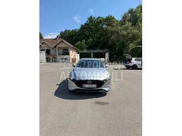 Mazda 3 Mild Hibrid (može zamena), 20.500 €, 2022. Hečbek, Benzin | 1998 cm3, 53.122 km, 90kW (122 KS), Manuelni 6 brzina, 4/5 vrata, 5 sedišta, Lazarevac