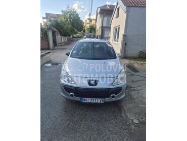 Peugeot 307 1.6 HDI, 1.400 €, 2006. Hečbek, Dizel | 1560 cm3, 275.000 km, 80kW (109 KS), Manuelni 5 brzina, 2/3 vrata, 5 sedišta, Kaluđerica
