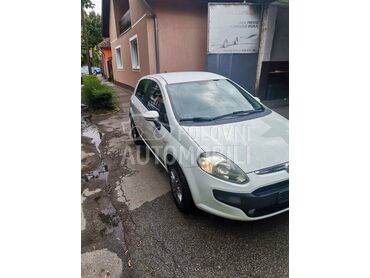 Fiat EVO 1.4 (može zamena), 3.200 €, 2011. Hečbek, Benzin + Metan (CNG) | 1389 cm3, 198.000 km, 51kW (69 KS), Manuelni 5 brzina, 4/5 vrata, 5 sedišta, Subotica
