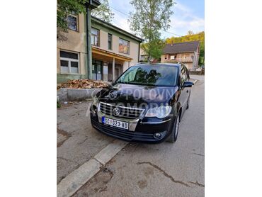 Volkswagen Touran 2.0TDI (može zamena), 4.800 €, 2007. Monovolumen (MiniVan), Dizel | 1968 cm3, 23.500 km, 125kW (170 KS), Automatski / poluautomatski, 4/5 vrata, 7 sedišta, Leskovac