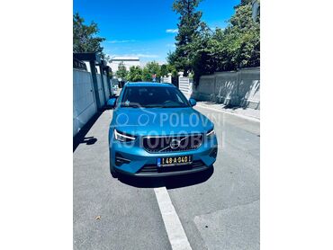 Volvo XC40 T2 CORE, 28.500 €, 2023. Džip/SUV, Benzin | 1477 cm3, 23.430 km, 95kW (129 KS), Automatski / poluautomatski, 4/5 vrata, 5 sedišta, Beograd