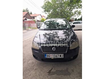 Fiat Croma 1.9 MJET, 1.200 €, 2005. Karavan, Dizel | 1910 cm3, 385.000 km, 88kW (120 KS), Manuelni 6 brzina, 4/5 vrata, 5 sedišta, Beograd