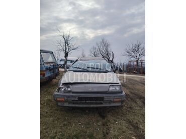 Honda Civic AH, Po dogovoru, 1985. Hečbek, Benzin | 1493 cm3, 299.999 km, 63kW (86 KS), Manuelni 5 brzina, 2/3 vrata, 5 sedišta, Bor