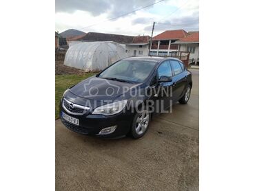 Opel Astra J 1.7 cdti, 5.200 €, 2011. Hečbek, Dizel | 1686 cm3, 248.950 km, 81kW (110 KS), Manuelni 6 brzina, 4/5 vrata, 5 sedišta, Vranje