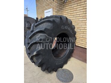 Claas 800/65R32, 350 €, 2003. , Standardni kombajn, Bačka Palanka