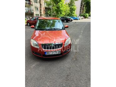 Škoda Fabia , 3.900 €, 2007. Hečbek, Benzin | 1390 cm3, 63.000 km, 63kW (86 KS), Manuelni 5 brzina, 4/5 vrata, 5 sedišta, Karaburma