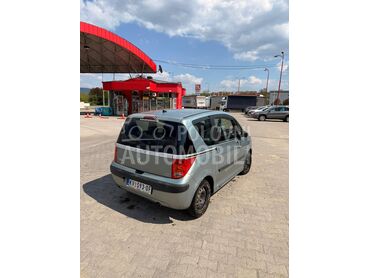 Peugeot 1007 1.4 8V (može zamena), 1.600 €, 2005. Kupe, Benzin + Gas (TNG) | 1400 cm3, 230.000 km, 55kW (75 KS), Manuelni 5 brzina, 2/3 vrata, 4 sedišta, Krnjača