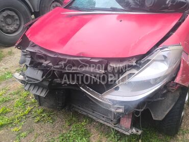Renault Clio 1.5dci (može zamena), 600 €, 2008. Kupe, Dizel | 1500 cm3, 307.000 km, 50kW (68 KS), Manuelni 5 brzina, 2/3 vrata, 5 sedišta, Kovin