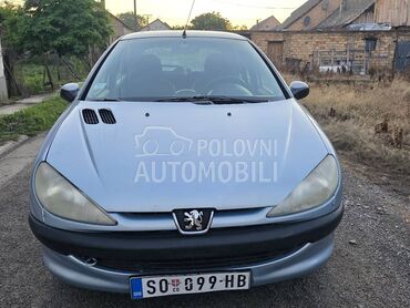 Peugeot 206 , 1.300 €, 2002. Hečbek, Benzin | 1360 cm3, 2.012.000 km, 55kW (75 KS), Manuelni 5 brzina, 4/5 vrata, 5 sedišta, Bački Gračac