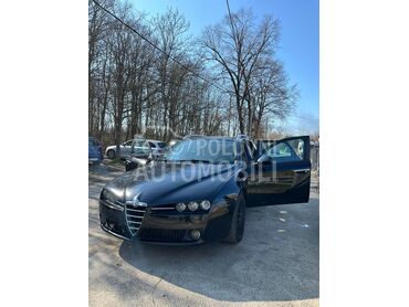 Alfa Romeo 159 , 2.200 €, 2007. Karavan, Dizel | 1910 cm3, 221.000 km, 110kW (150 KS), Manuelni 6 brzina, 4/5 vrata, 5 sedišta, Banovo Brdo