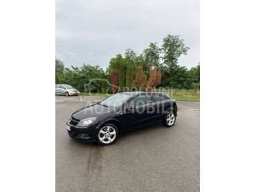 Opel Astra H GTC (može zamena), 3.600 €, 2007. Kupe, Dizel | 1910 cm3, 230.000 km, 88kW (120 KS), Manuelni 6 brzina, 2/3 vrata, 5 sedišta, Zrenjanin