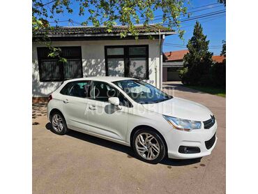 Citroen C4 1,6 e hdi (može zamena), 5.400 €, 2012. Hečbek, Dizel | 1560 cm3, 240.000 km, 84kW (114 KS), Automatski / poluautomatski, 4/5 vrata, 5 sedišta, Ub