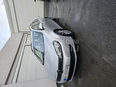 Volkswagen Golf 6 blu motion, 4.500 €, 2012. Karavan, Dizel | 1598 cm3, 300.000 km, 77kW (105 KS), Manuelni 5 brzina, 4/5 vrata, 5 sedišta, Beograd