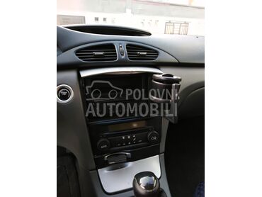Renault Laguna, 1.450 €, 2005. Karavan, Dizel | 1870 cm3, 200.000 km, 74kW (101 KS), Manuelni 5 brzina, 4/5 vrata, 5 sedišta, Obrenovac
