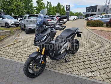 Honda XADV750, 10.800 €, 2022. , 745 cm3, 25.993 km, 43kW (58 KS), Scooter, Novi Sad