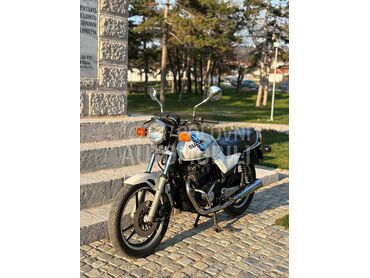 Suzuki Gs450e, 2.000 €, 1989. , 448 cm3, 64.201 km, 32kW (44 KS), Oldtimer, Aleksinac