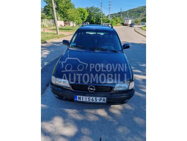 Opel Astra F 1.6i, 700 €, 1998. Karavan, Benzin + Gas (TNG) | 1598 cm3, 253.000 km, 74kW (101 KS), Manuelni 5 brzina, 4/5 vrata, 5 sedišta, Niš