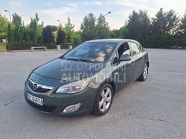 Opel Astra J Cdti, 4.000 €, 2010. Hečbek, Dizel | 1686 cm3, 228.000 km, 81kW (110 KS), Manuelni 6 brzina, 4/5 vrata, 5 sedišta, Inđija