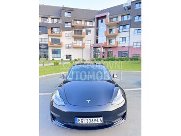 Tesla Model 3 Long Range AWD, 23.900 €, 2021. Limuzina, Električni pogon, 201.580 km, 258kW (351 KS), Automatski / poluautomatski, 4/5 vrata, 5 sedišta, Irig