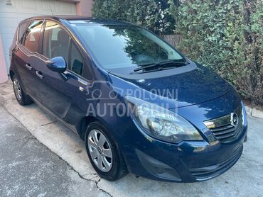 Opel Meriva, 3.850 €, 2011. Monovolumen (MiniVan), Dizel | 1248 cm3, 224.852 km, 70kW (95 KS), Manuelni 5 brzina, 4/5 vrata, 5 sedišta, Smederevo