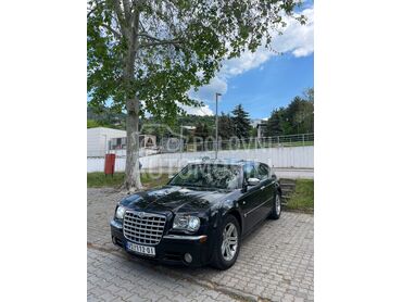 Chrysler 300C, 5.300 €, 2006. Karavan, Dizel | 2987 cm3, 360.000 km, 160kW (218 KS), Automatski / poluautomatski, 4/5 vrata, 5 sedišta, Vršac