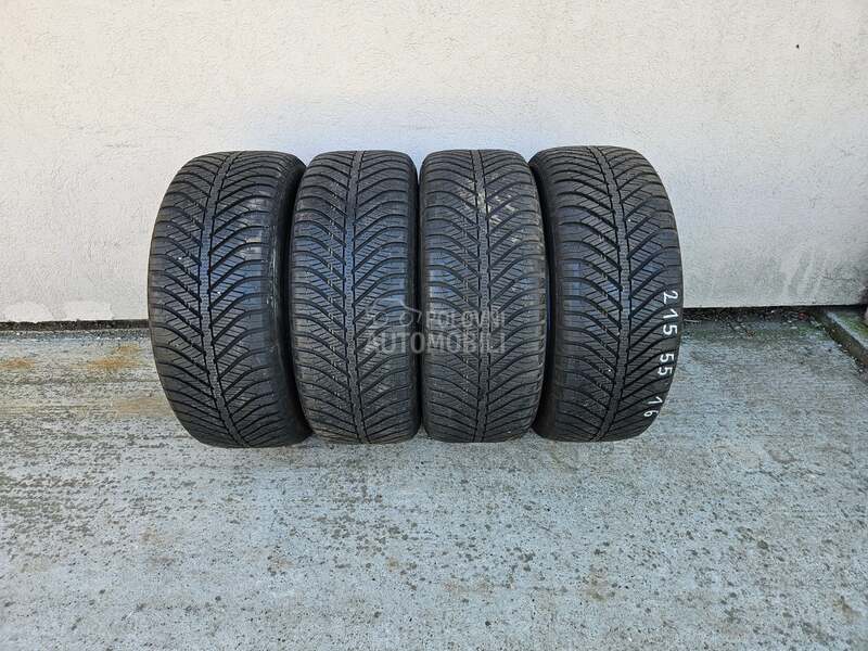 Goodyear 215/55 R16 Zimska
