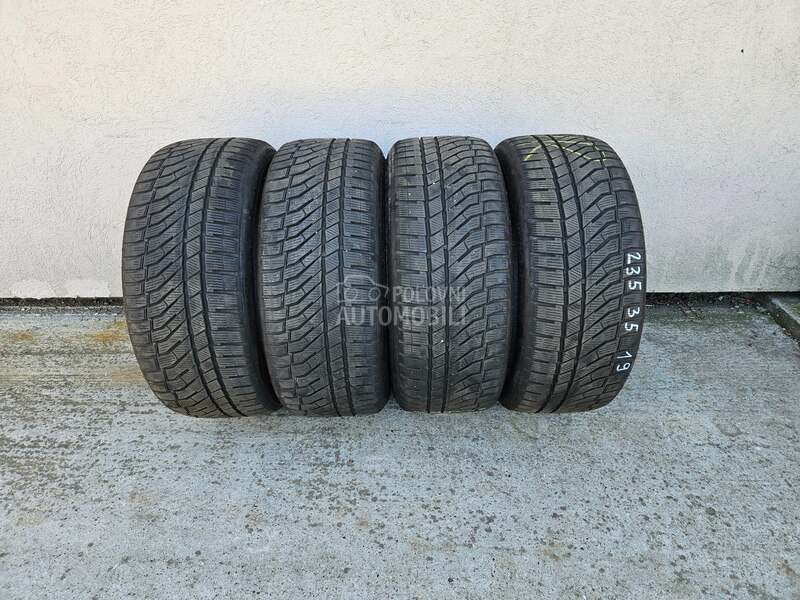 Falken 235/35 R19 Zimska