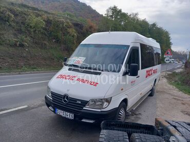 Mercedes Benz 316 dupla klima (može zamena), 8.500 €, 2001. , 700.000 km, 5 vrata, 17, Dizel, 115kW (156 KS), Manuelni menjač, Sjenica