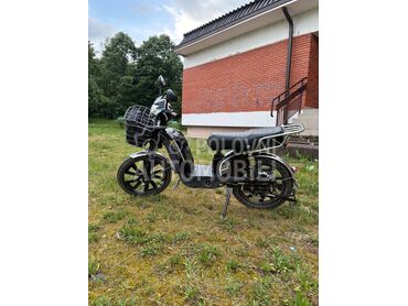 fox (može zamena), 470 €, 2024. , 3.300 km, 1kW (1 KS), Električni motocikl, Kruševac