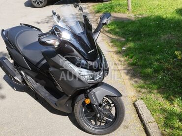 Honda Forza 125, 3.950 €, 2018. , 125 cm3, 12.800 km, 11kW (15 KS), Scooter, Subotica