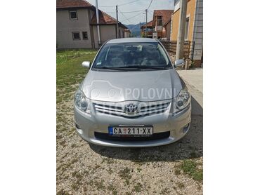 Toyota Auris 2,0 D4d, 6.000 €, 2011. Hečbek, Dizel | 1998 cm3, 277.000 km, 93kW (126 KS), Manuelni 6 brzina, 4/5 vrata, 5 sedišta, Čačak