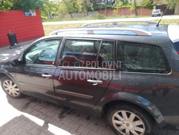 Renault Megane 1,5 dci, 950 €, 2006. Karavan, Dizel | 1500 cm3, 370.000 km, 81kW (110 KS), Manuelni 6 brzina, 4/5 vrata, 5 sedišta, Crvenka