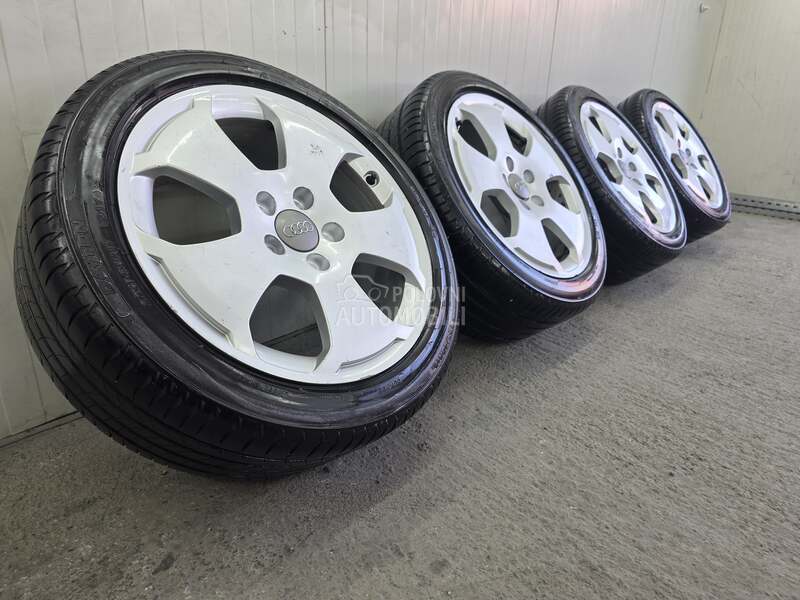 Aluminijumske felne Audi A3 A4 sa letnjim gumama 17" 5 x 112